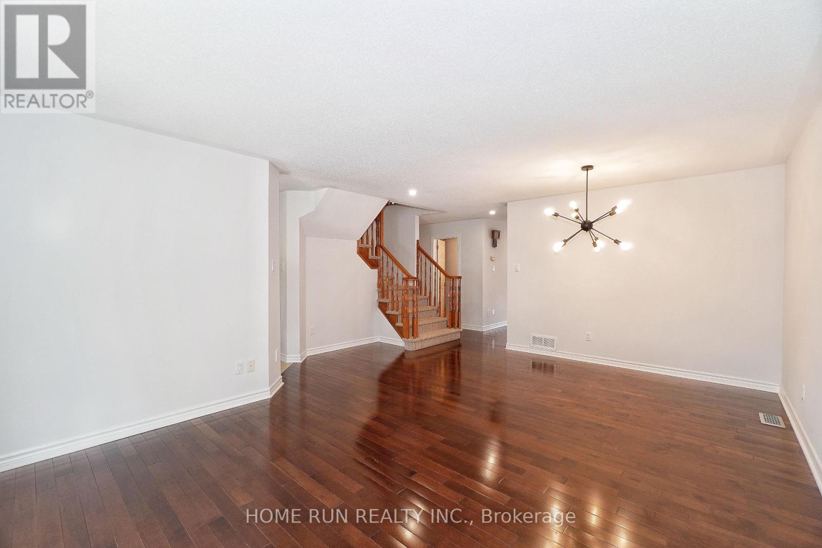 118 Tapestry Drive, Ottawa, Ontario  K2J 0H3 - Photo 3 - X12177592