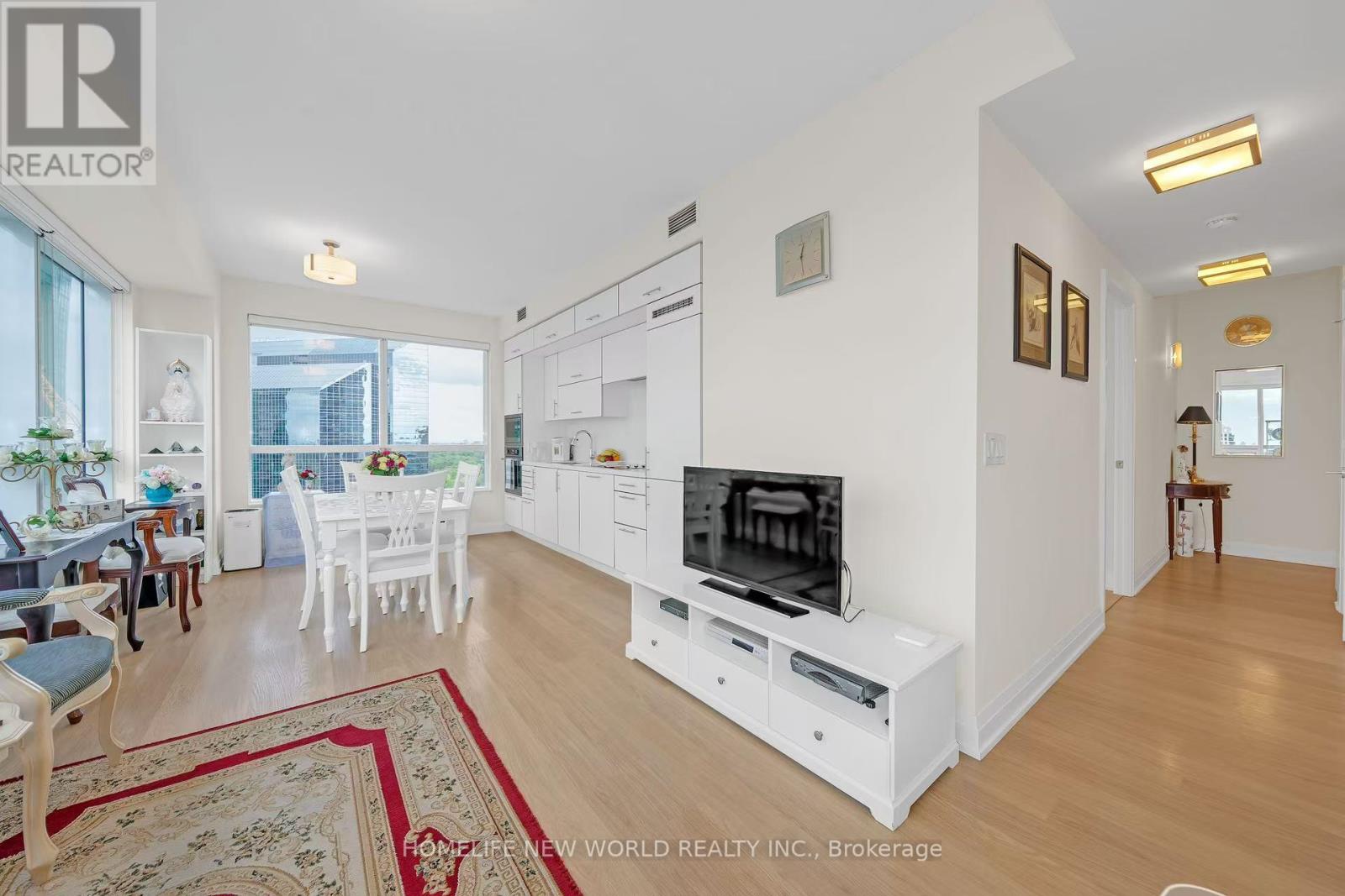 2017 - 5 Sheppard Avenue E, Toronto, Ontario  M2N 0G4 - Photo 11 - C12177622