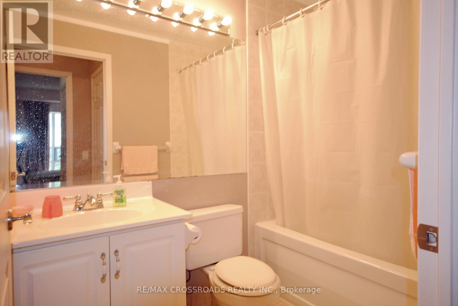 Ph 18 - 8 Mondeo Drive, Toronto, Ontario  M1P 5C7 - Photo 10 - E12177615