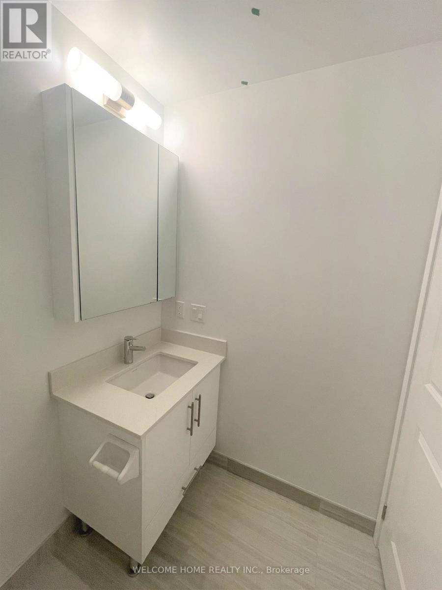 904 - 85 Oneida Crescent, Richmond Hill, Ontario  L4B 0A6 - Photo 12 - N12177633