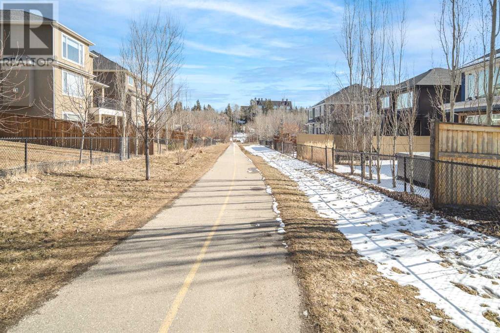 95 Aspen Dale Way Sw, Calgary, Alberta  T3H 0S1 - Photo 7 - A2221858