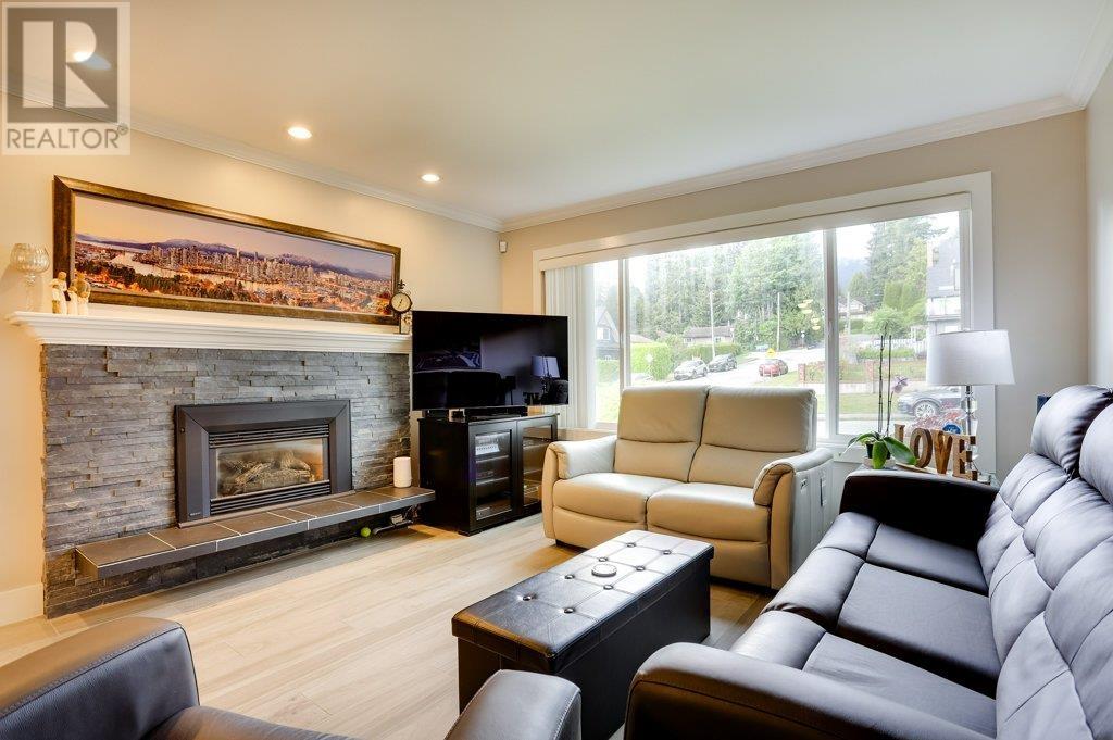 205 E 28th Street, North Vancouver, British Columbia  V7N 1C1 - Photo 4 - R3008057