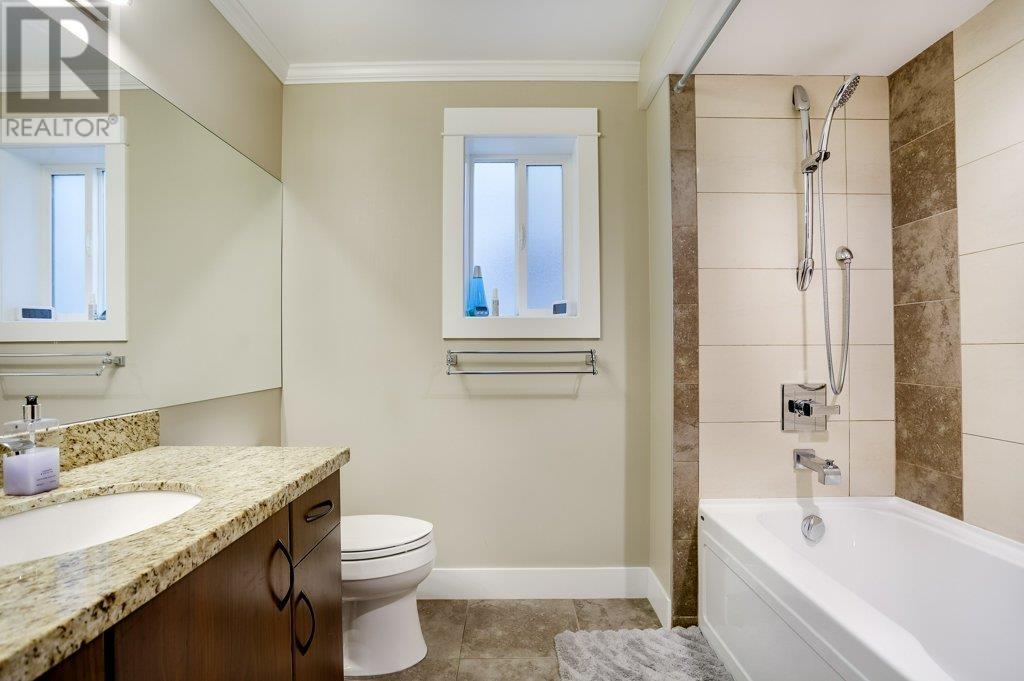 205 E 28th Street, North Vancouver, British Columbia  V7N 1C1 - Photo 24 - R3008057
