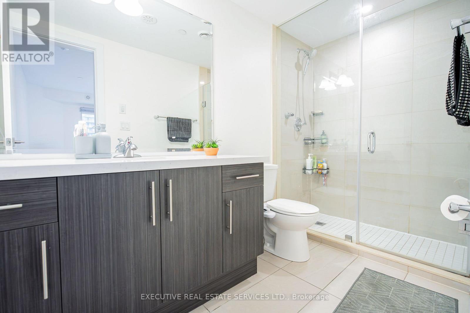 10 - 195 Veterans Drive, Brampton, Ontario  L7A 5L2 - Photo 16 - W12177594