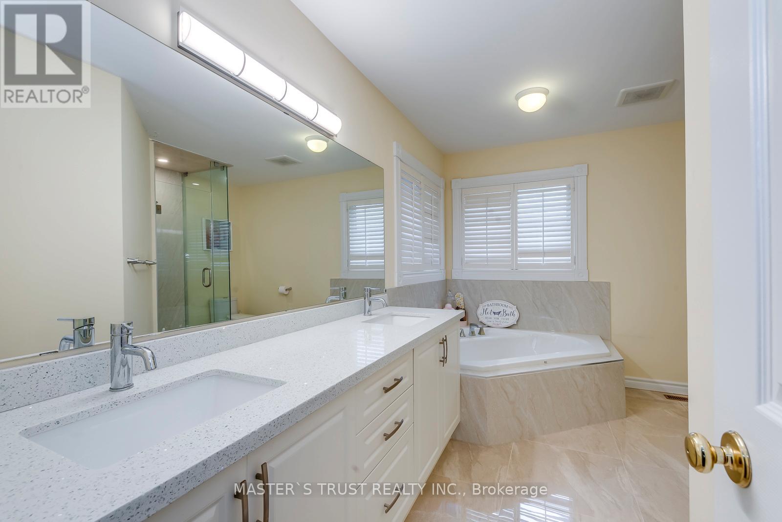 5428 Edencroft Crescent, Mississauga (East Credit), Ontario  L5M 4M7 - Photo 26 - W12177599