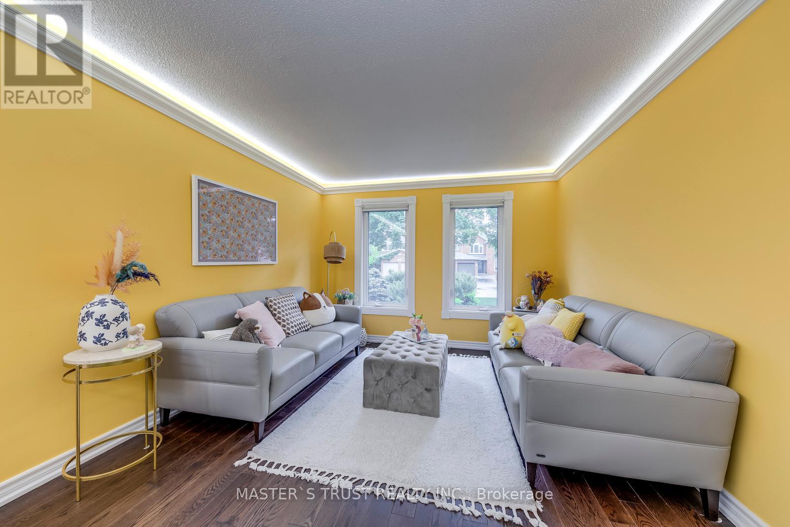5428 Edencroft Crescent, Mississauga (East Credit), Ontario  L5M 4M7 - Photo 6 - W12177599