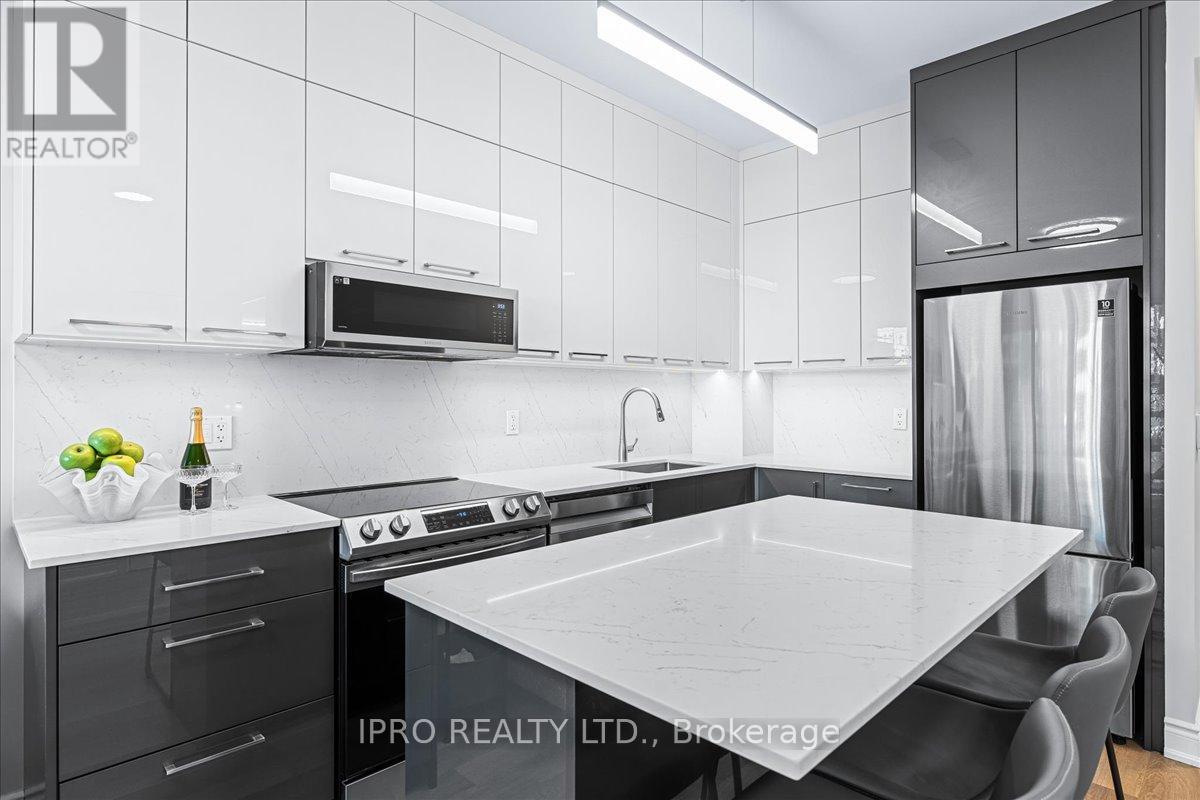 708 - 39 Annie Craig Drive, Toronto (Mimico), Ontario  M8V 0H1 - Photo 8 - W12177618