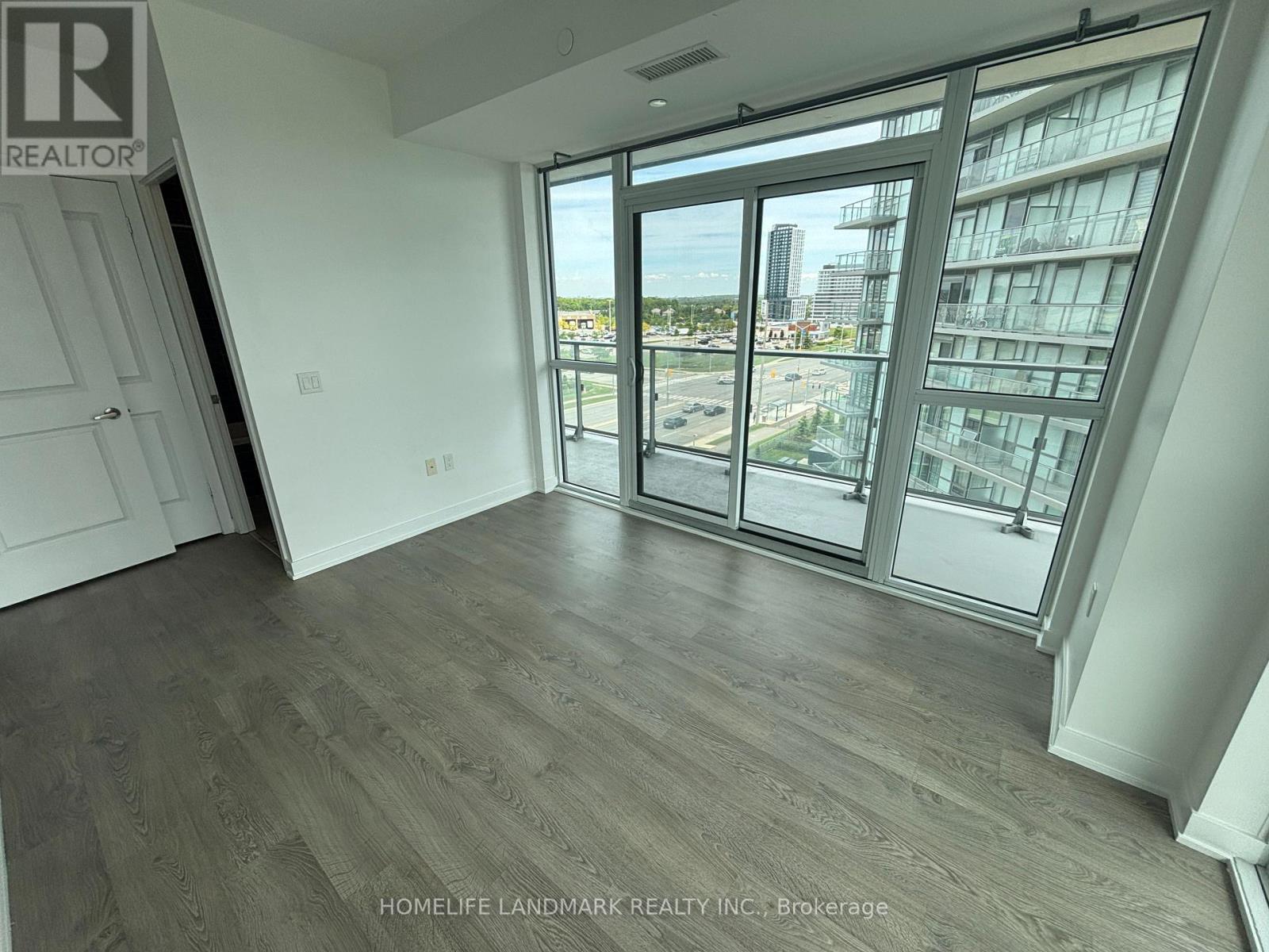 604 - 4677 Glen Erin Drive, Mississauga, Ontario  L5M 2E3 - Photo 8 - W12177620