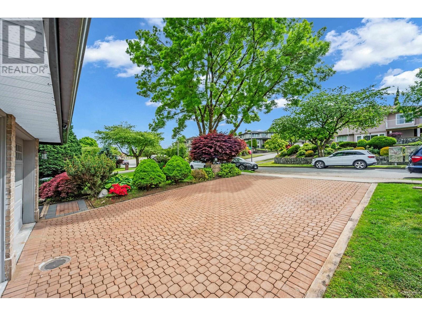 7548 Sequoia Road, Burnaby, British Columbia  V3N 4W9 - Photo 28 - R3007161