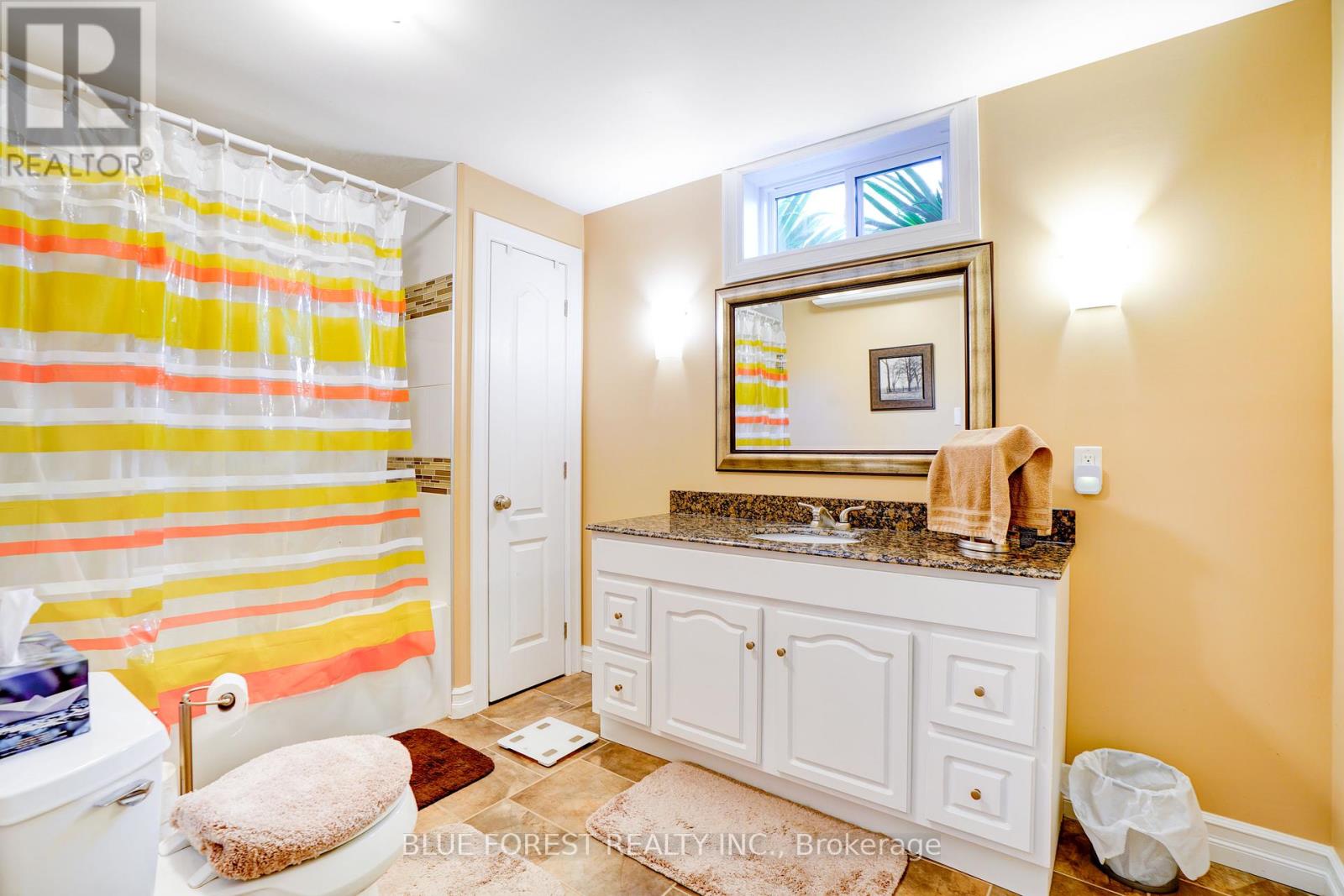 22 Village Gate Crescent, Thames Centre, Ontario  N0L 1G3 - Photo 36 - X12177642