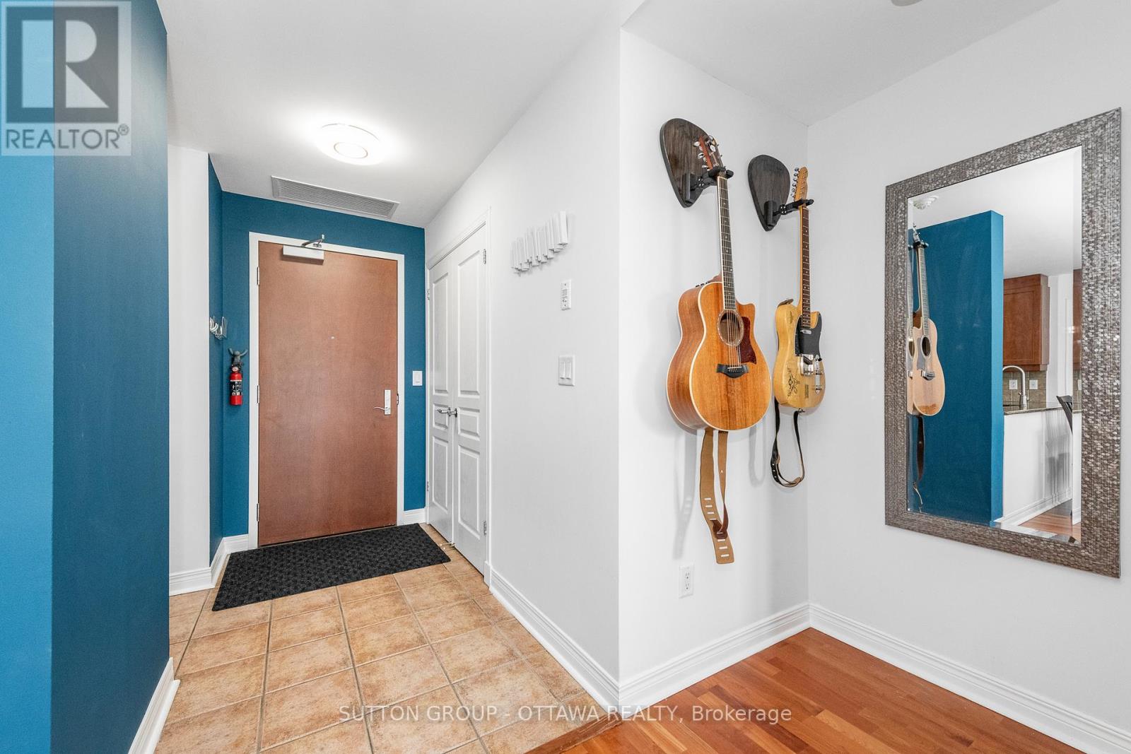 308 - 1005 Beauparc Private, Ottawa, Ontario  K1J 0A1 - Photo 4 - X12177652