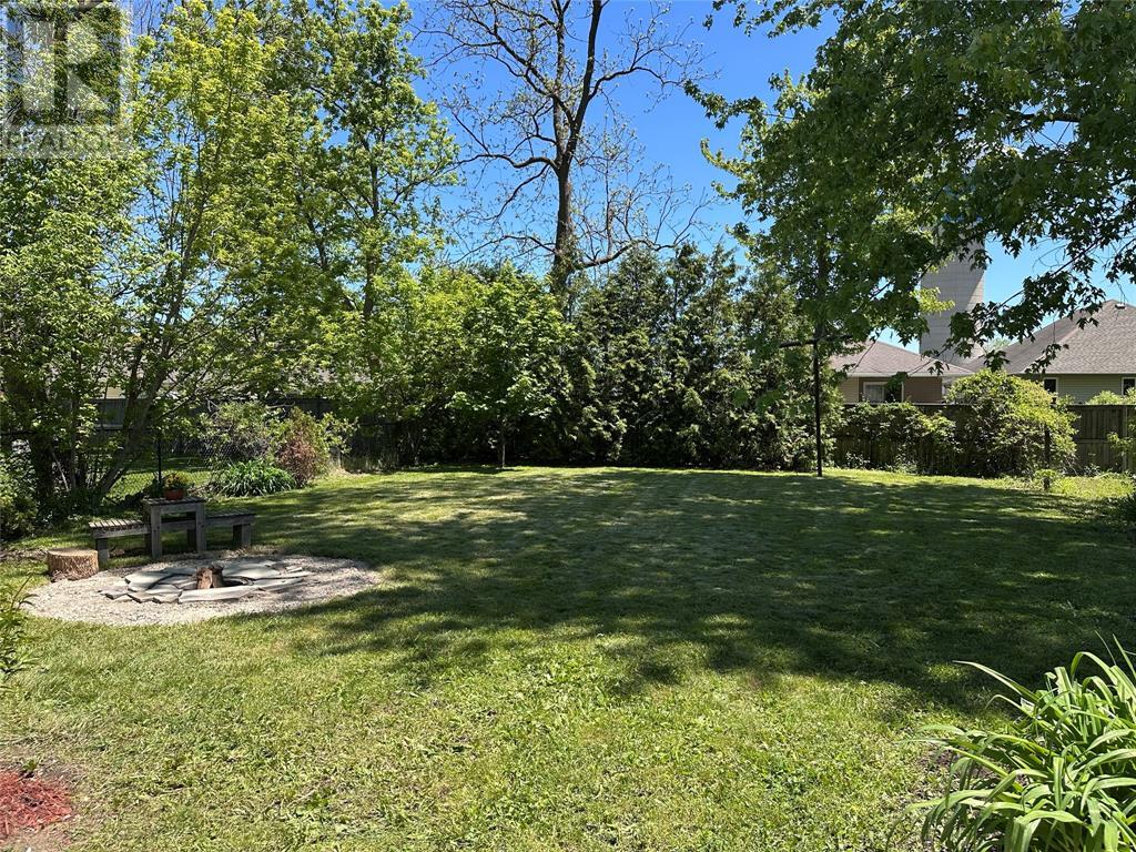 338 Eureka Street, Petrolia, Ontario  N0N 1R0 - Photo 26 - 25012973