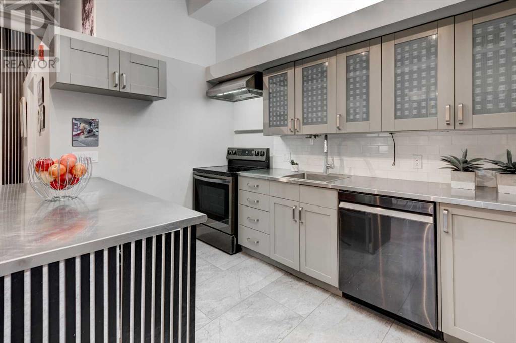 304, 59 Glamis Drive Sw, Calgary, Alberta  T4C 6V4 - Photo 13 - A2212605