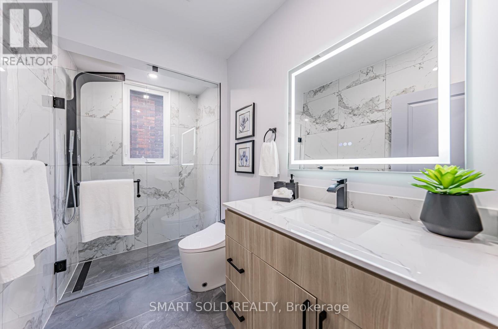 89 Concord Avenue, Toronto (Palmerston-Little Italy), Ontario  M6H 2P2 - Photo 31 - C12177645