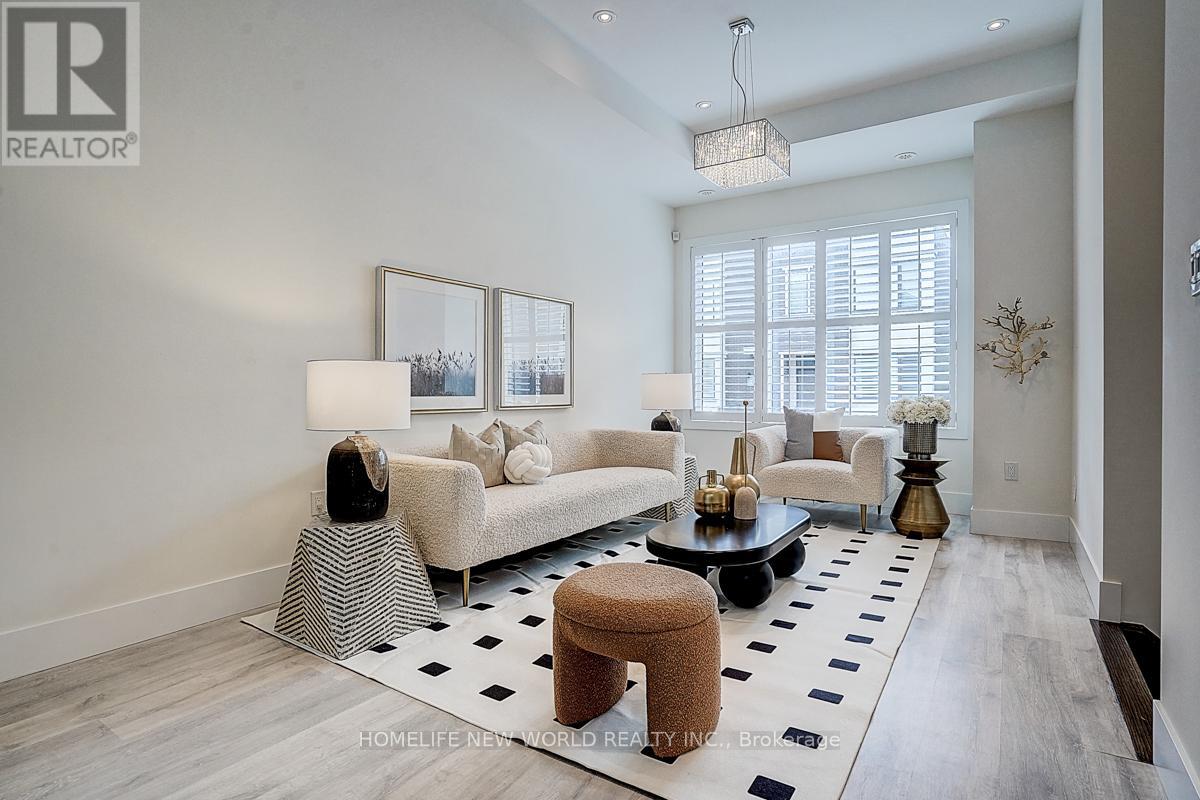 Property at 25 SYDNEY CIRCLE image 5