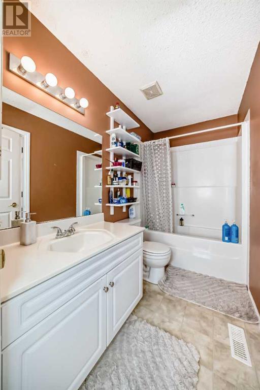 53 Tarington Landing Ne, Calgary, Alberta  T3J 4T7 - Photo 24 - A2210348