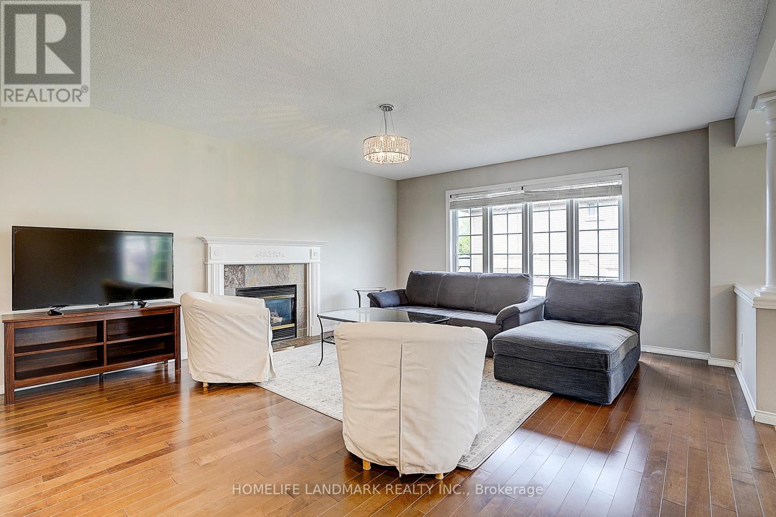 93 Pelham Drive, Hamilton, Ontario  L9K 1L4 - Photo 10 - X12177640