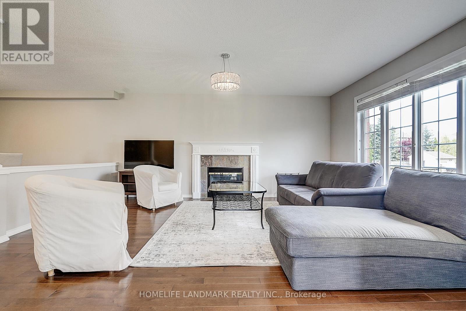 93 Pelham Drive, Hamilton, Ontario  L9K 1L4 - Photo 11 - X12177640