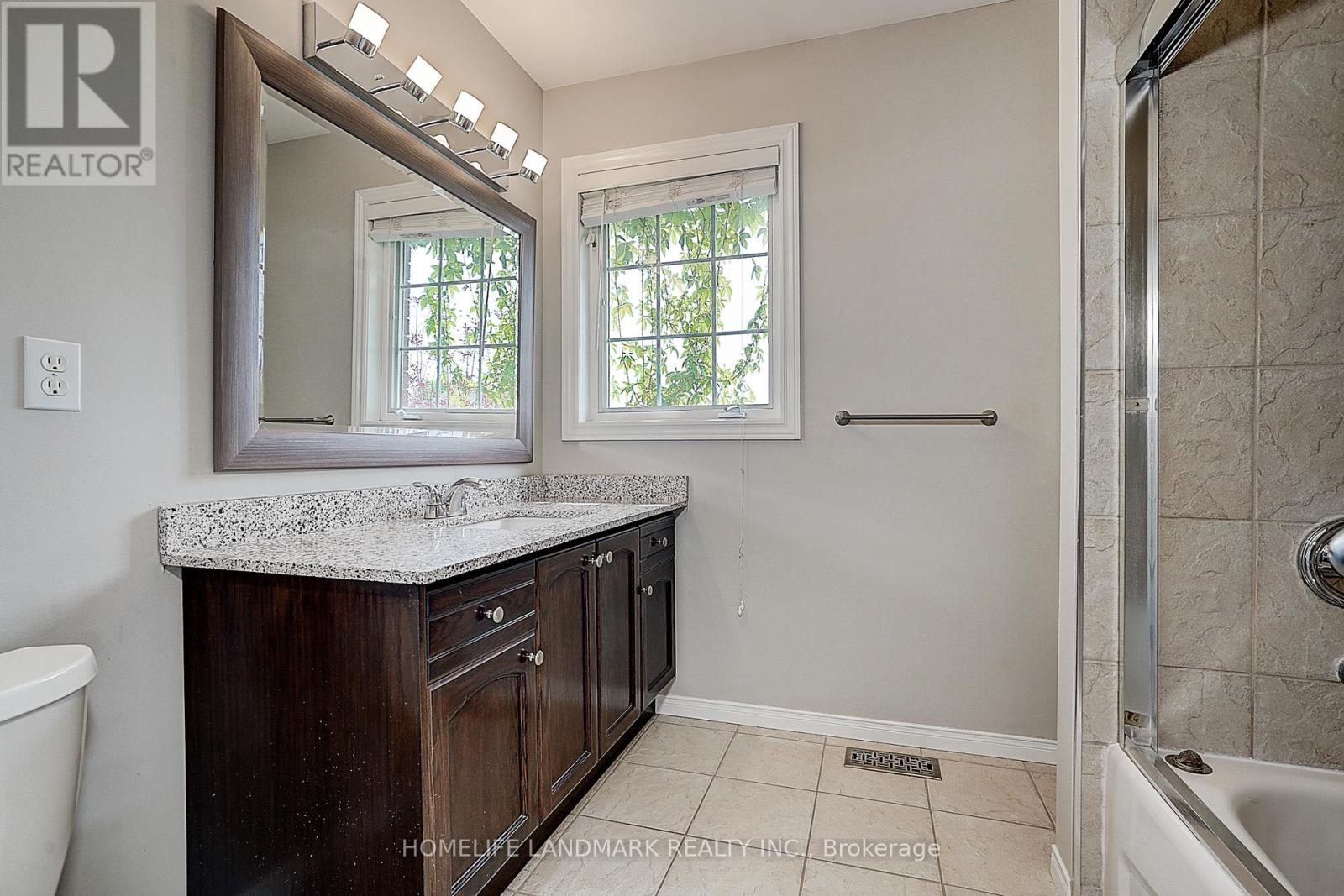 93 Pelham Drive, Hamilton, Ontario  L9K 1L4 - Photo 34 - X12177640