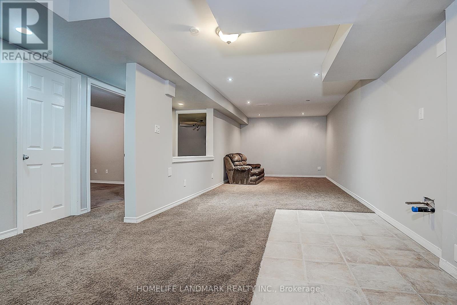 93 Pelham Drive, Hamilton, Ontario  L9K 1L4 - Photo 37 - X12177640