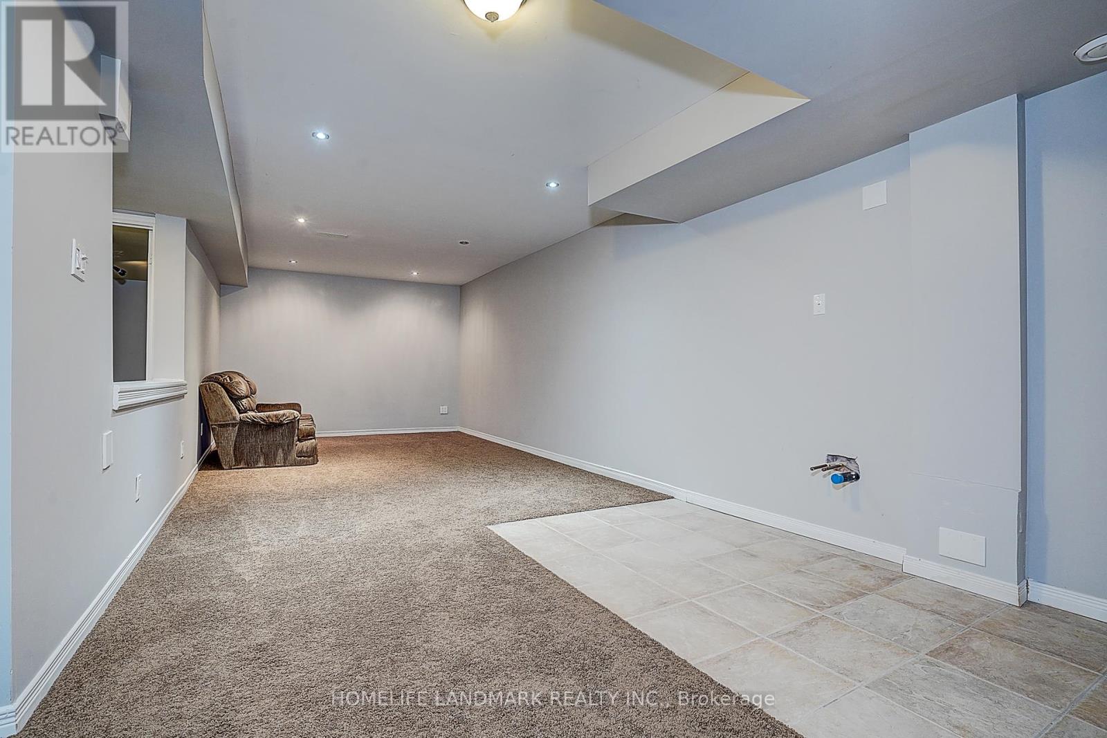 93 Pelham Drive, Hamilton, Ontario  L9K 1L4 - Photo 38 - X12177640