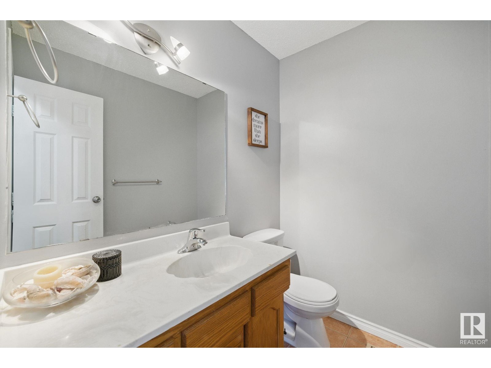 10404a 28a Av Nw, Edmonton, Alberta  T6J 4J6 - Photo 12 - E4438805