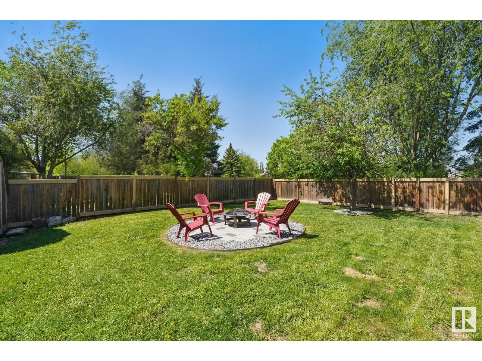 10404a 28a Av Nw, Edmonton, Alberta  T6J 4J6 - Photo 23 - E4438805
