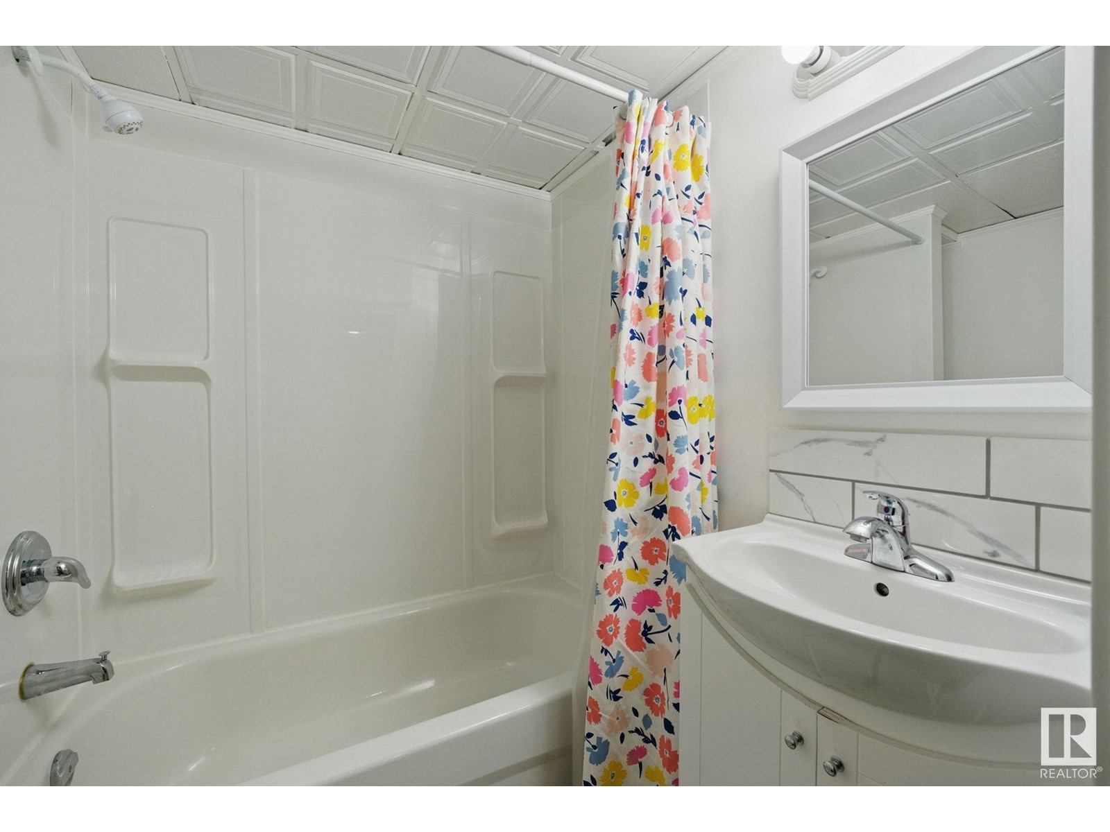 10404a 28a Av Nw, Edmonton, Alberta  T6J 4J6 - Photo 41 - E4438805