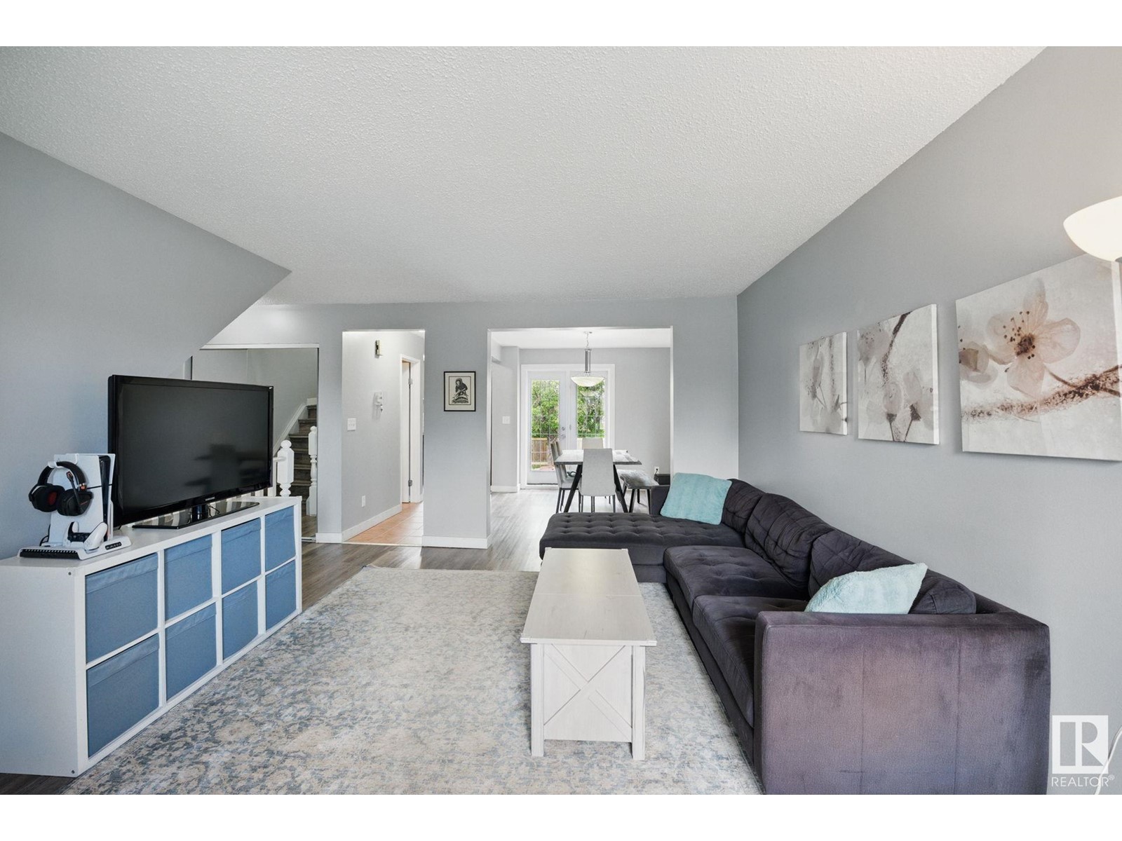 10404a 28a Av Nw, Edmonton, Alberta  T6J 4J6 - Photo 5 - E4438805