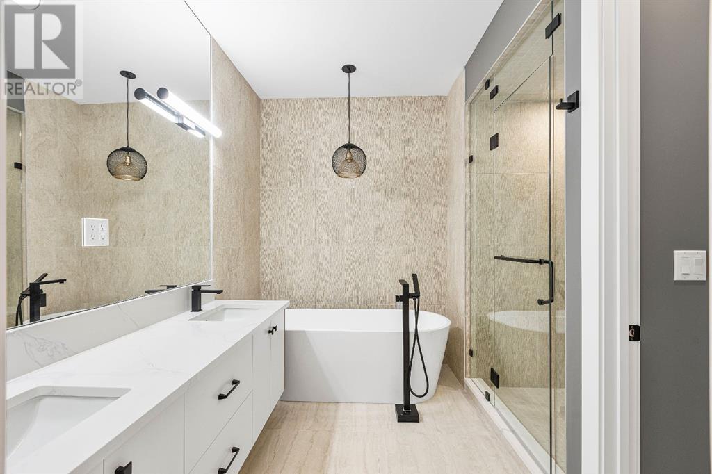 Property at 520 34A Street NW image 4