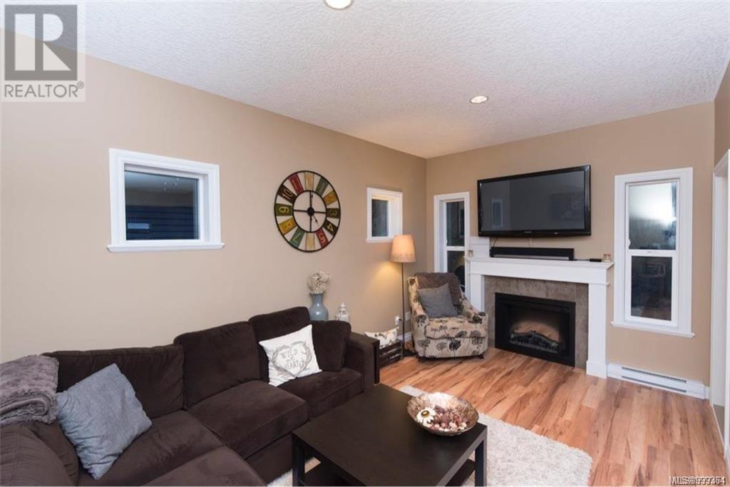 Property at 887 Wild Ridge Way image 5