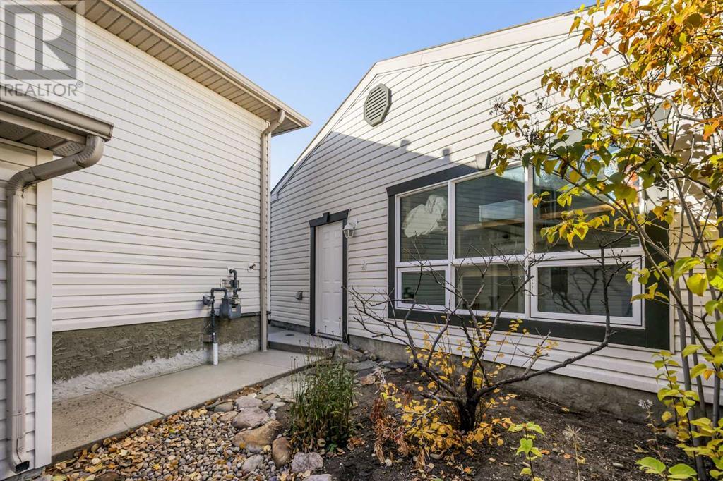 99 Eversyde Circle Sw, Calgary, Alberta  T2Y 4T3 - Photo 41 - A2208322