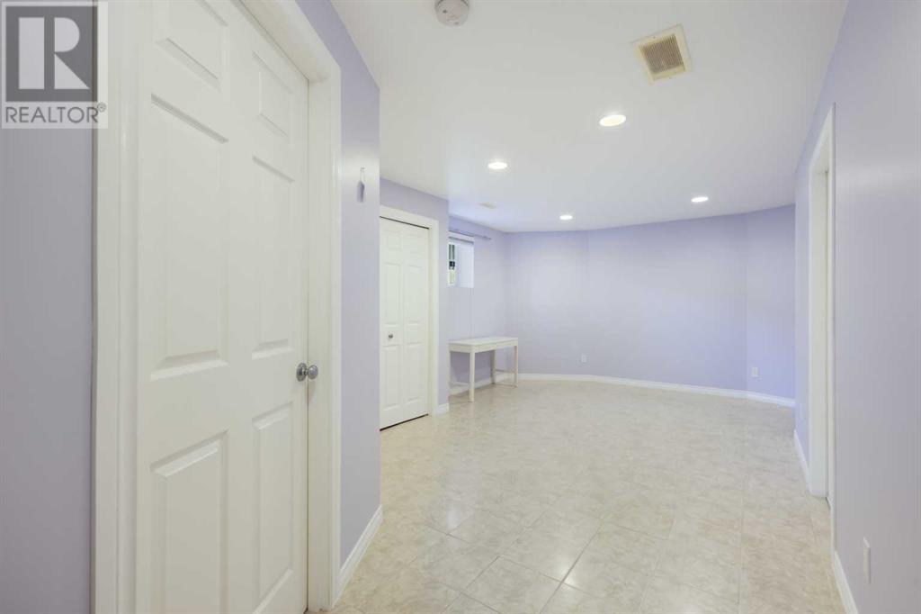 99 Eversyde Circle Sw, Calgary, Alberta  T2Y 4T3 - Photo 38 - A2208322