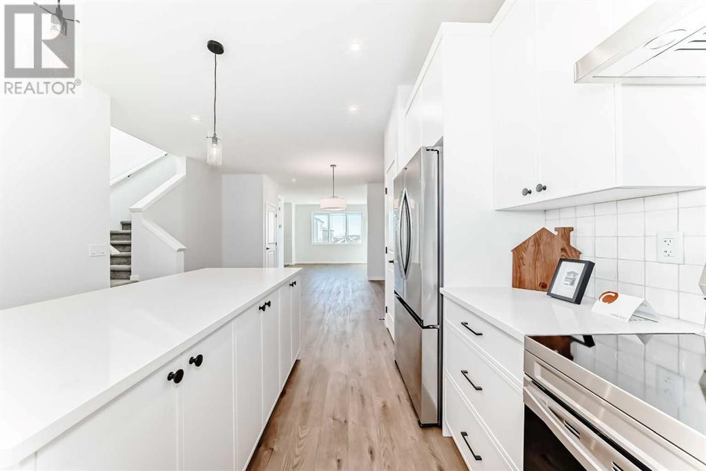 101 Lucas Place Nw, Calgary, Alberta  T3P 2E5 - Photo 9 - A2199382