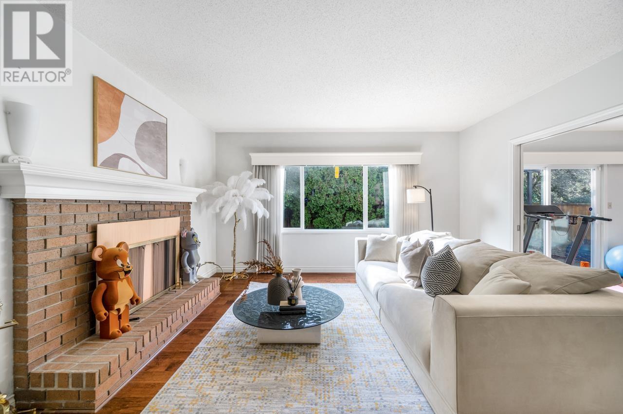 5660 Stefanko Place, Richmond, British Columbia  V7E 5G2 - Photo 8 - R2978939