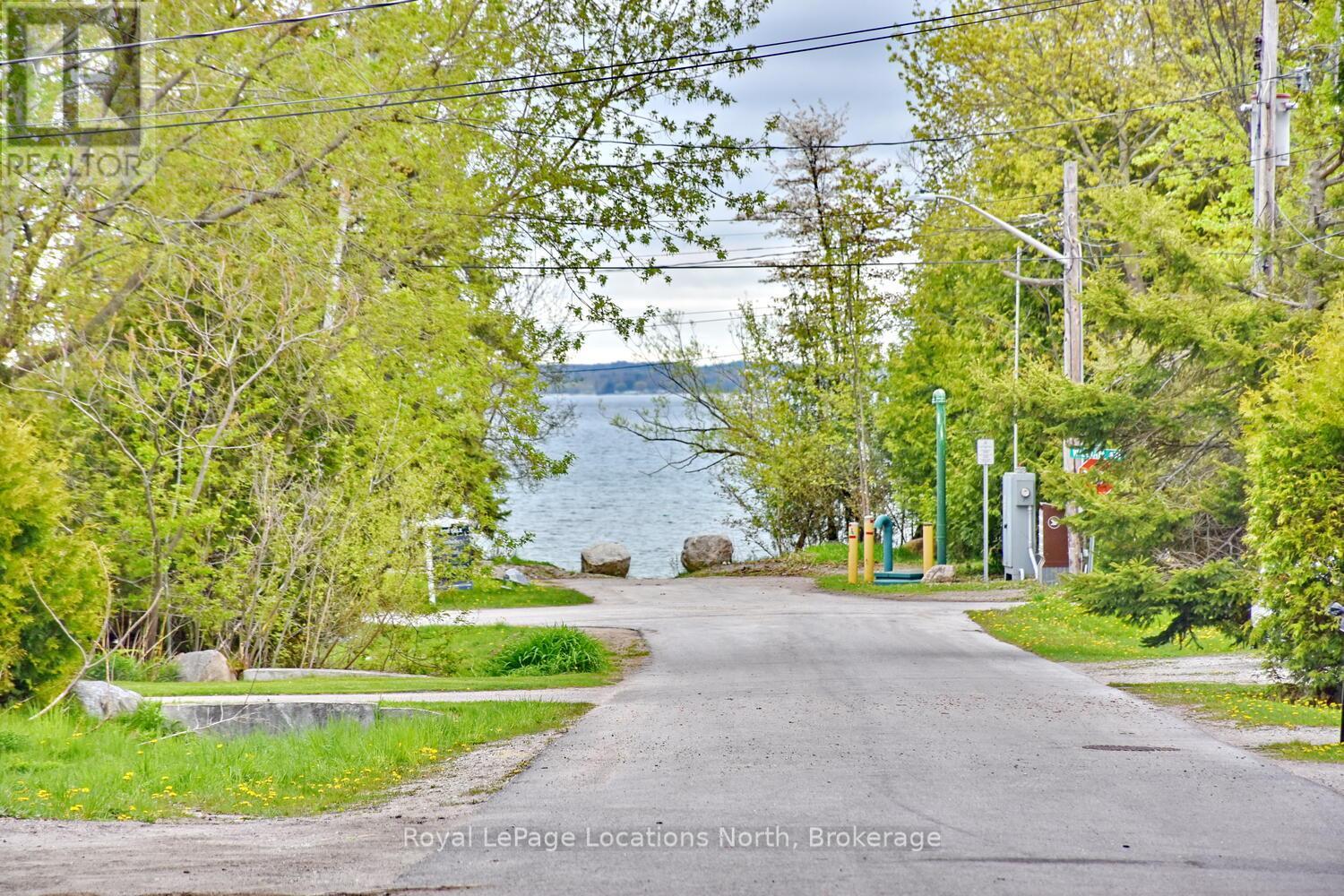 8 James Avenue, Wasaga Beach, Ontario  L9Z 2X3 - Photo 23 - S12175305