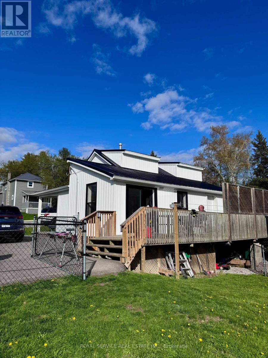 35 Toronto Street, Cramahe, Ontario  K0K 1S0 - Photo 2 - X12139222