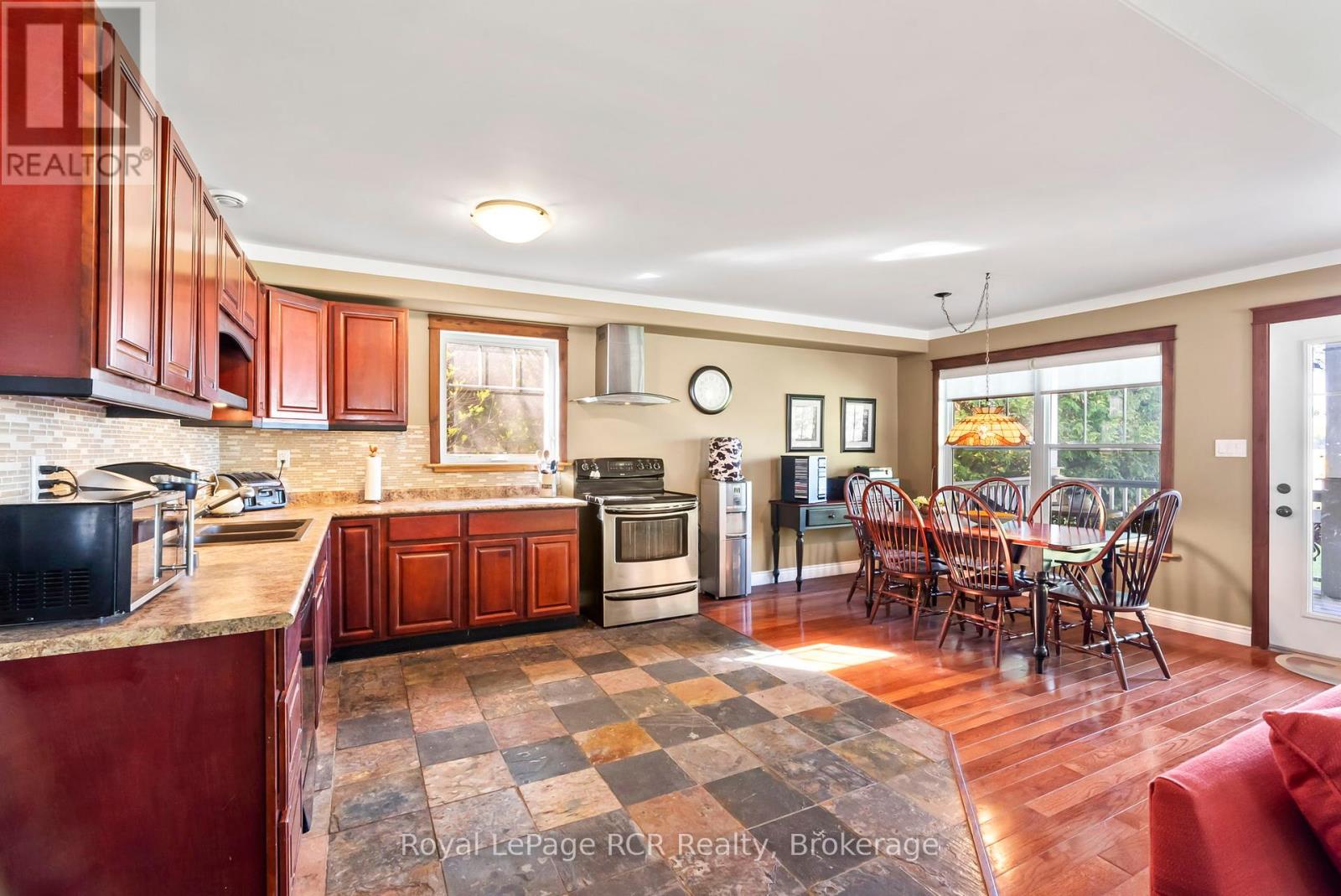 149 Glendale Airport Road, Chatsworth, Ontario  N0H 1R0 - Photo 21 - X12177684
