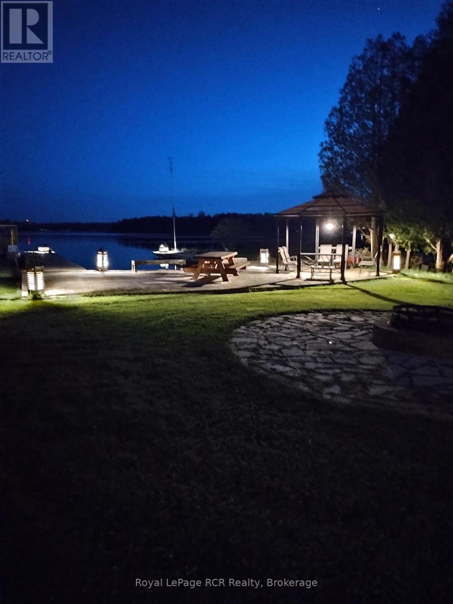 149 Glendale Airport Road, Chatsworth, Ontario  N0H 1R0 - Photo 8 - X12177684