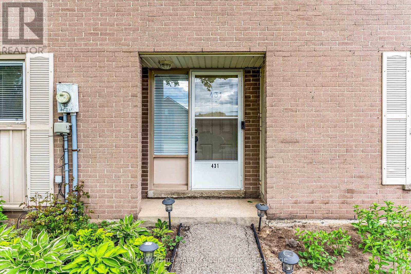 Property at 431 VICTORIA ROAD N image 4