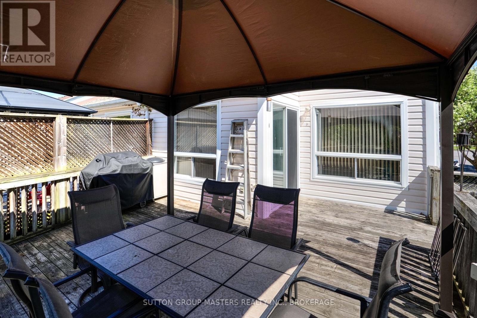 570 Barnsley Crescent, Kingston, Ontario  K7M 8X3 - Photo 22 - X12177727