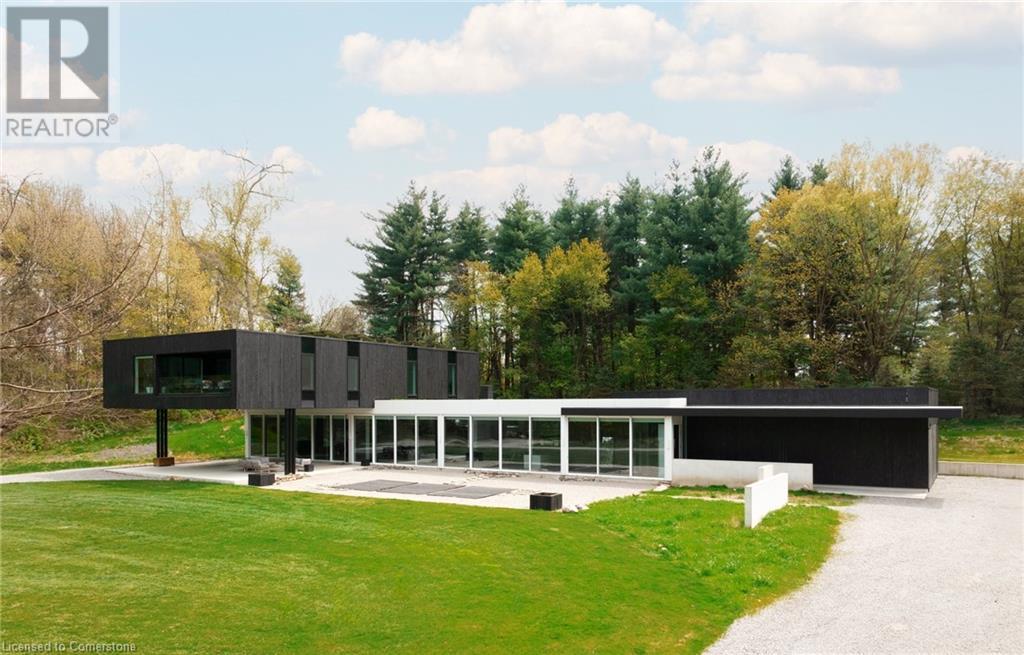 66 WEIRS Lane, Dundas, Ontario
