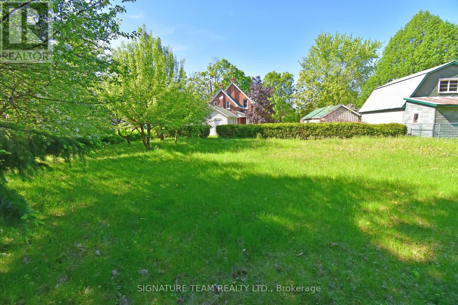568 Mary Street, Pembroke, Ontario  K8A 5X3 - Photo 3 - X12177717