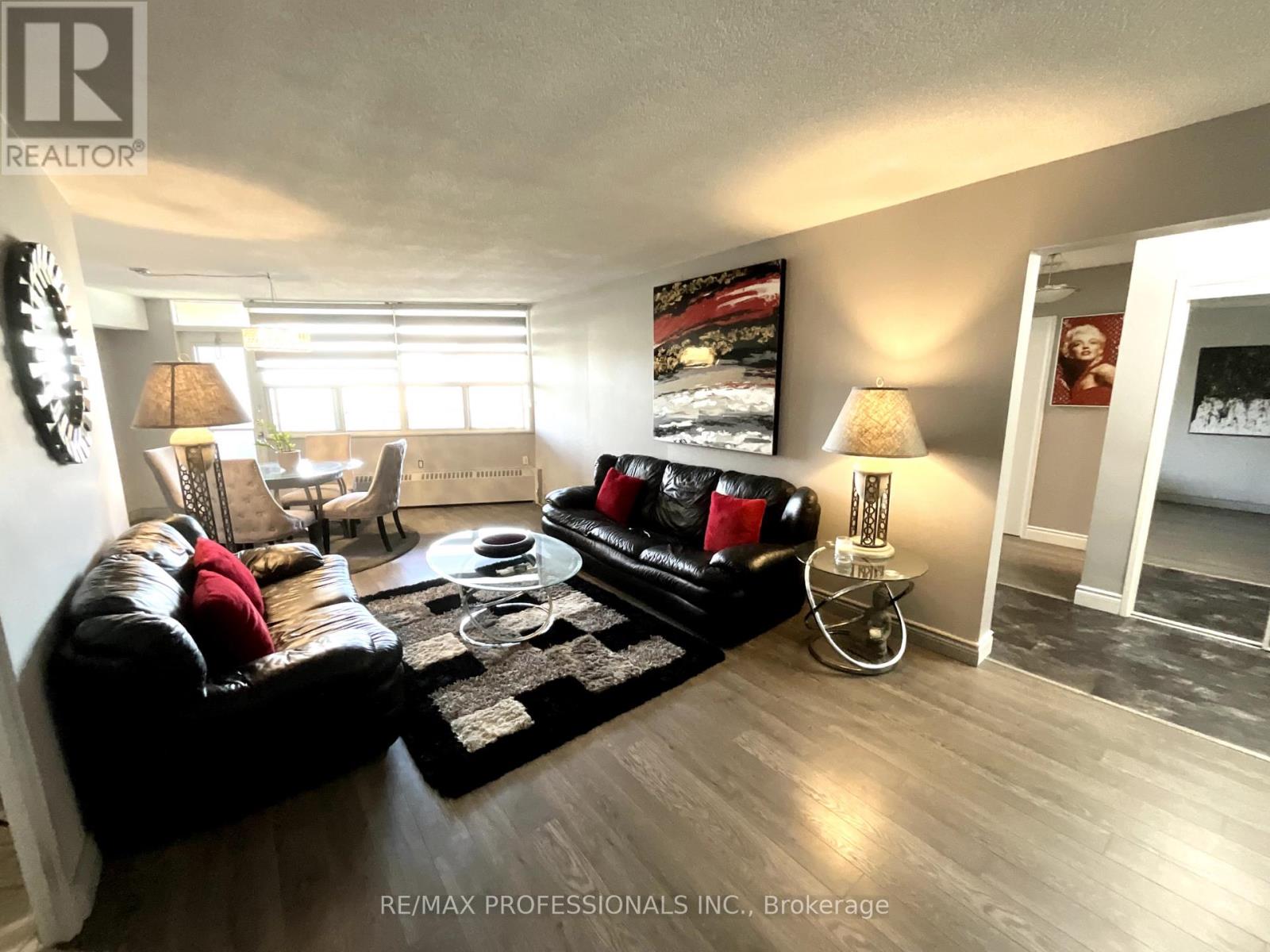Property at 1622 - 551 THE WEST MALL image 3