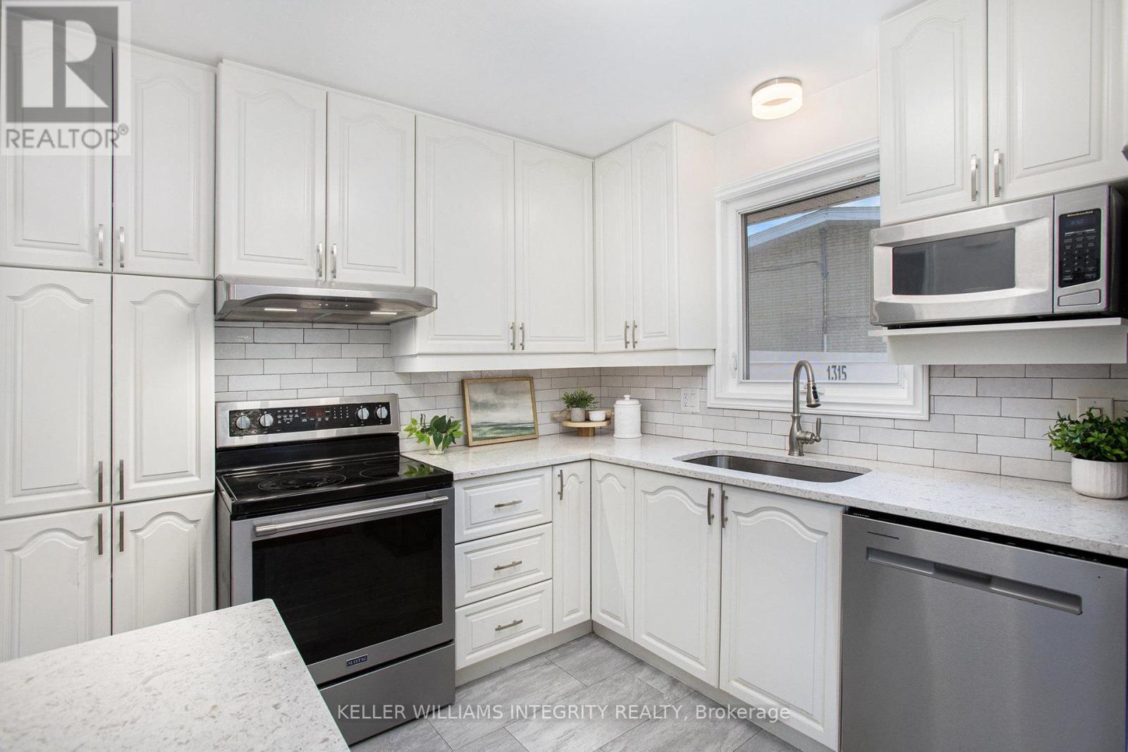 1315 Agincourt Road, Ottawa, Ontario  K2C 2J3 - Photo 13 - X12177765