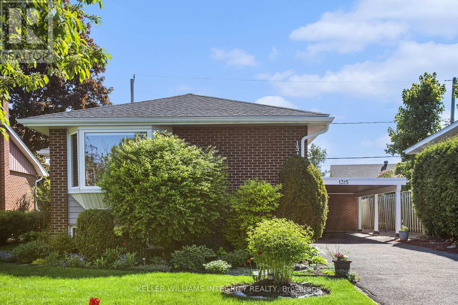1315 Agincourt Road, Ottawa, Ontario  K2C 2J3 - Photo 2 - X12177765