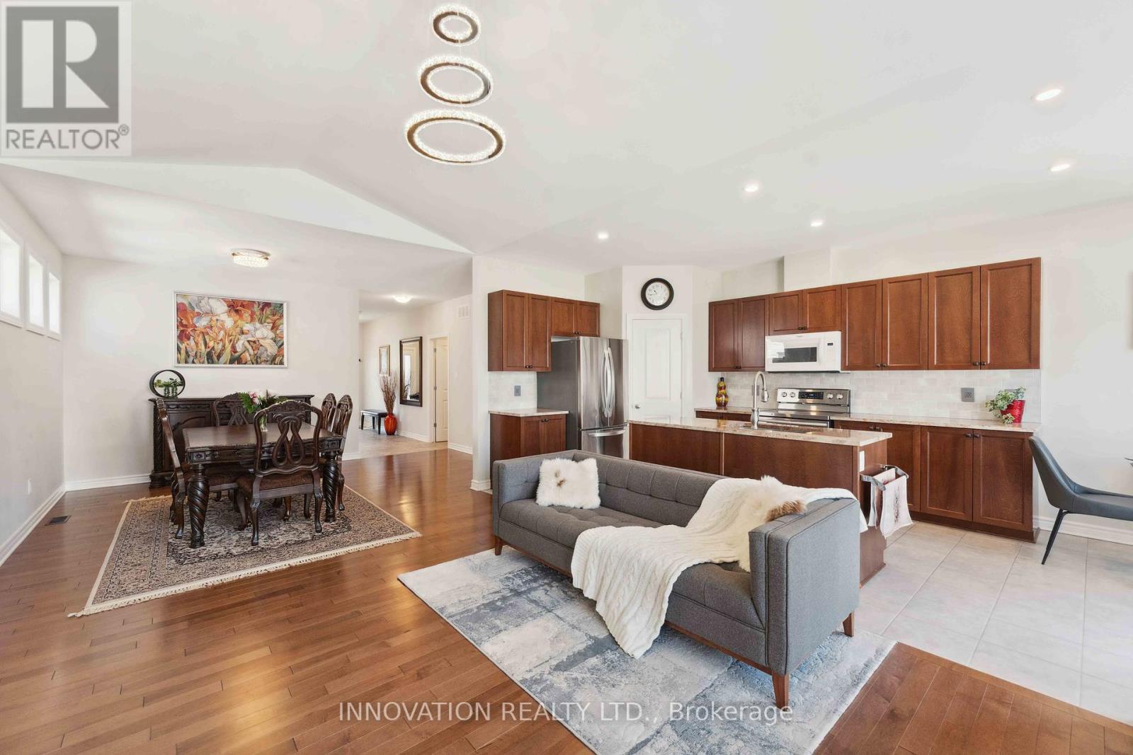 700 Parade Drive, Ottawa, Ontario  K2S 0Z3 - Photo 11 - X12177767