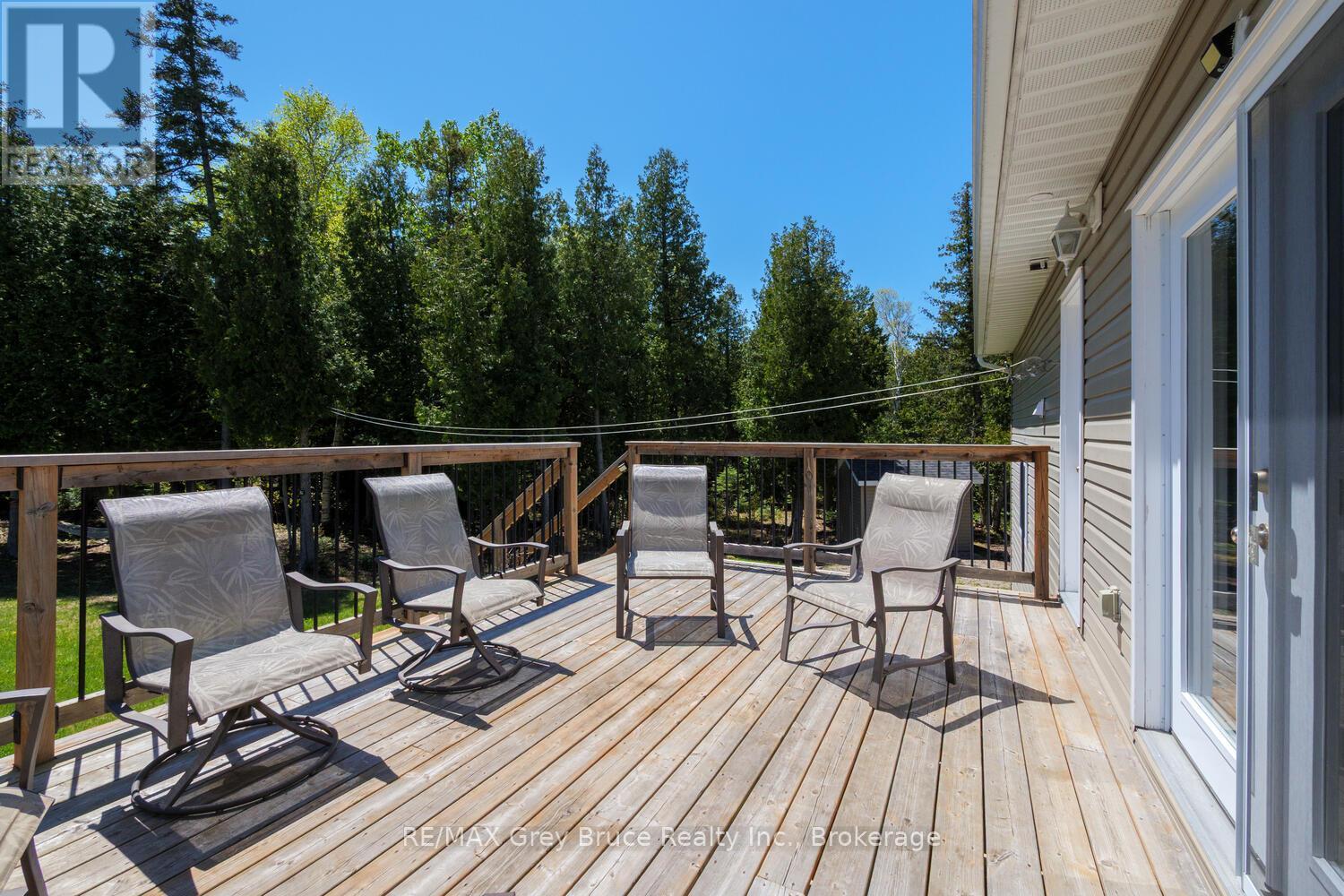 114 Pike Street, Northern Bruce Peninsula, Ontario N0H 1W0 - Photo 42 - X12177750