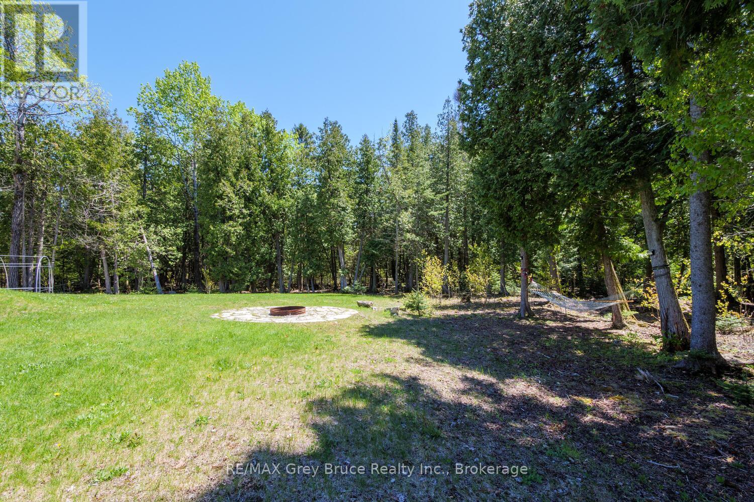 114 Pike Street, Northern Bruce Peninsula, Ontario  N0H 1W0 - Photo 45 - X12177750