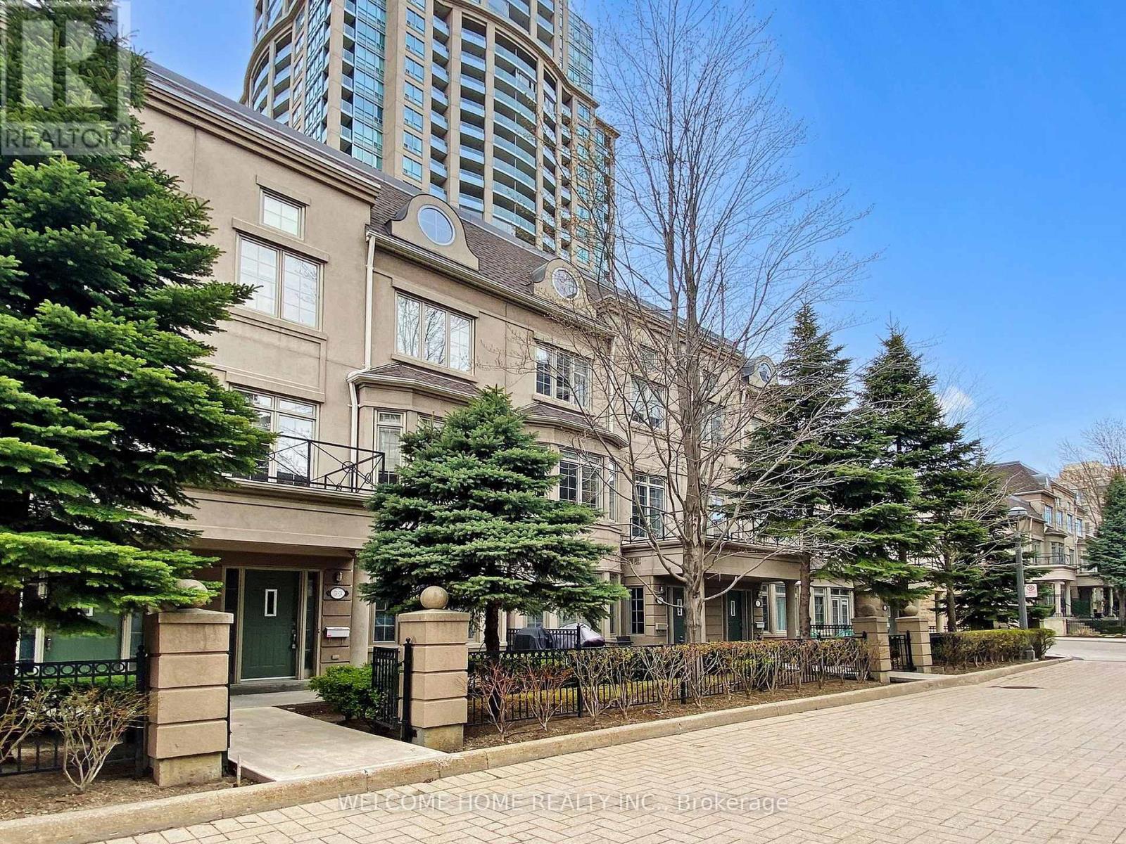 Gv 124 - 17 Barberry Place, Toronto, Ontario  M2K 3E2 - Photo 2 - C12177720